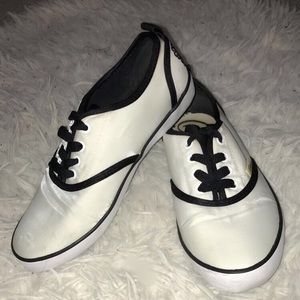 Black and white pastries